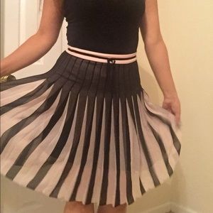 Pleated skirt