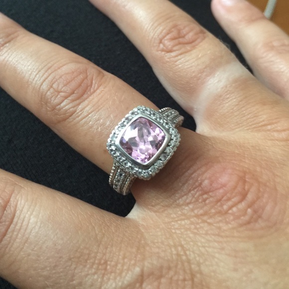 Judith Ripka sterling silver ring