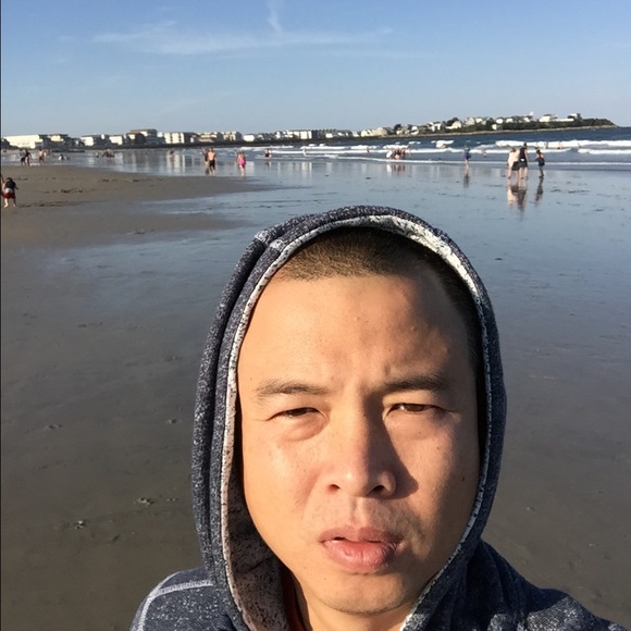 Meet your Posher, Santi - Picture 1 of 1