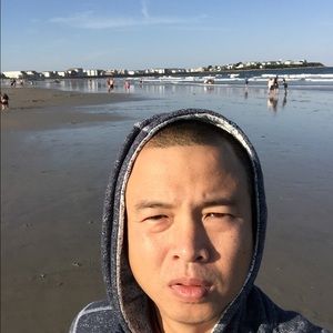 Meet your Posher, Santi