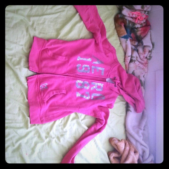 Aero zip up sweater
