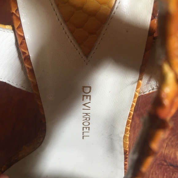 Devi Kroell Python Peeptoe Cross Stilettos Size 38 - image 3