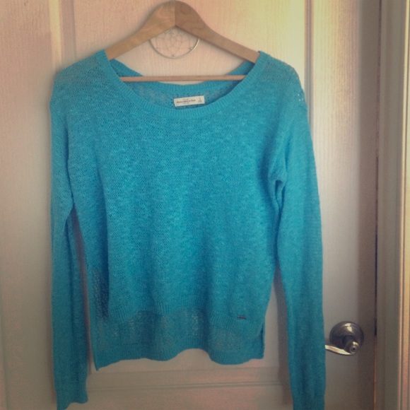 Blue A&F knit sweater✨✨