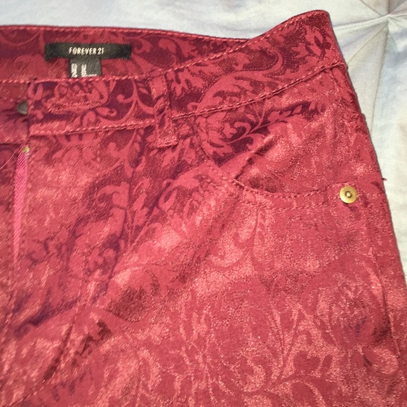 Patterned pants - Picture 2 of 2