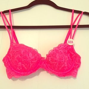 Pink VS Bra 32A