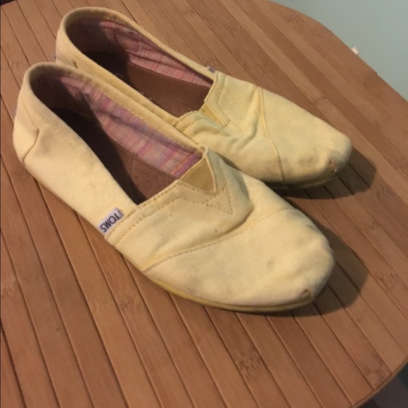 Toms