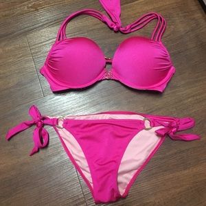 Bombshell Victoria secret bikini