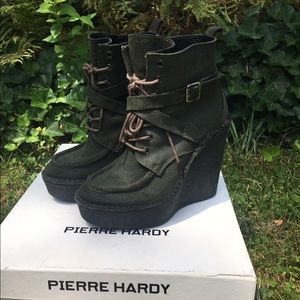 Pierre Hardy suede wedge boot size 37