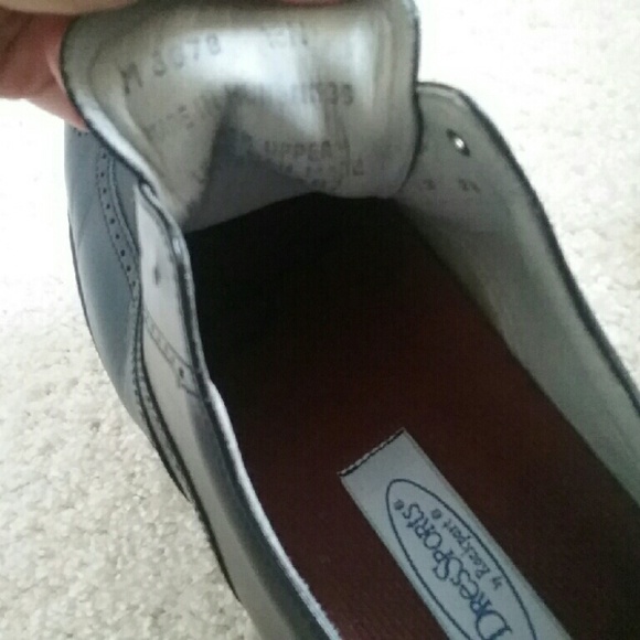 Black leather shoes main image 2