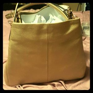 Medium size hand bag
