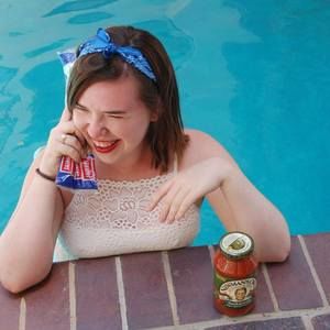 Meet your Posher, Natalie