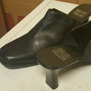 Mootsies Tootsies