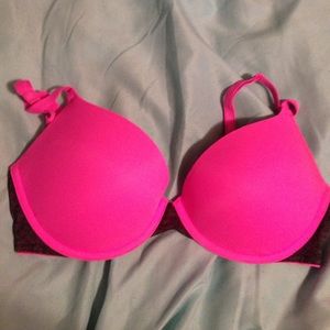 34D VS PINK Wear Everywhere Bra!