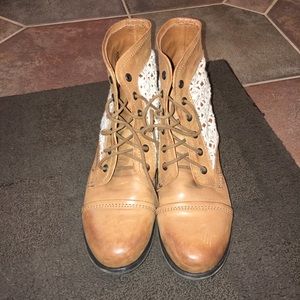 Tan Steve Madden moto boots