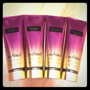 Victoria secret love addict
