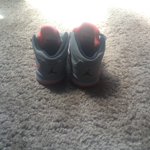 Jordan 5s - Picture 2 of 3