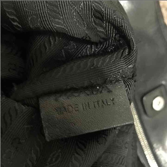❌SOLD❌Authentic Prada Bag - Picture 3 of 4