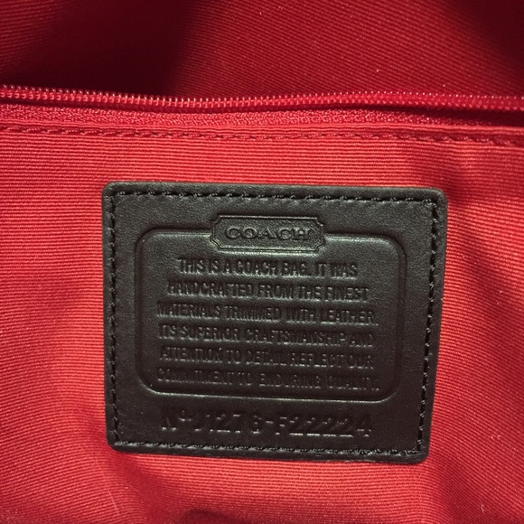 Authentic Coach handbag - Picture 4 of 4