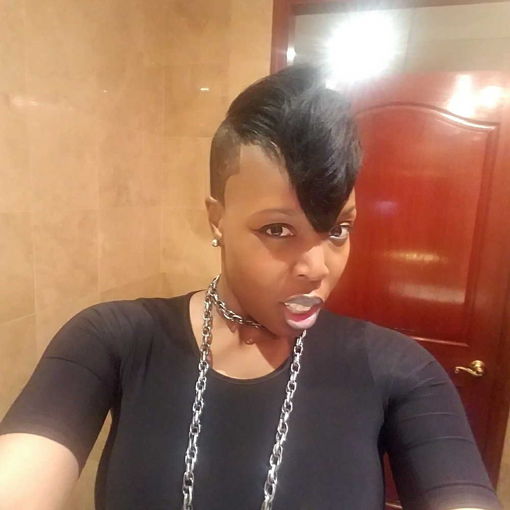Meet your Posher, Shanere