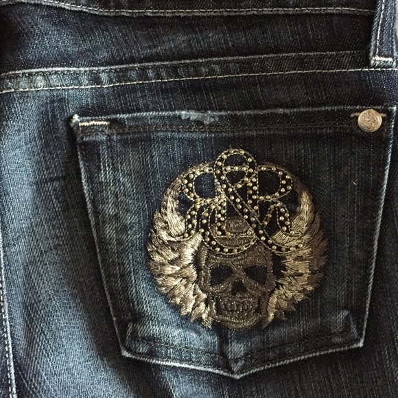 Original R&R W Skulls!! - image 1