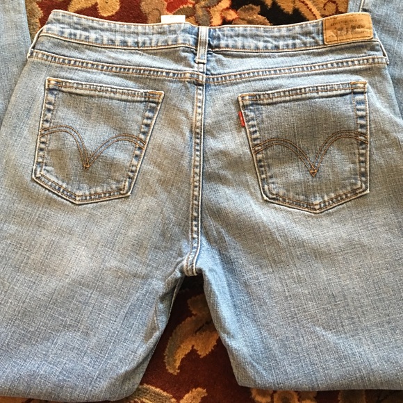 levis