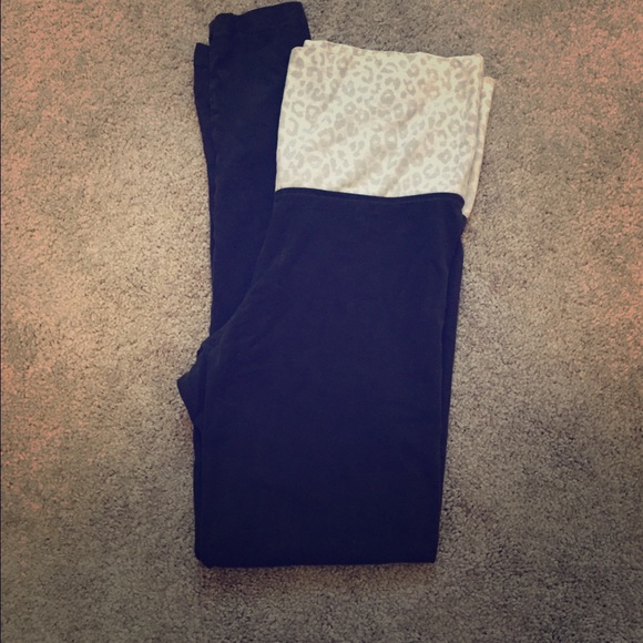 VS PINK yoga leggings