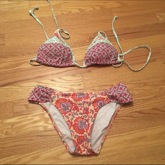 Floral bikini