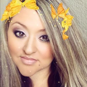 Meet your Posher, Christie