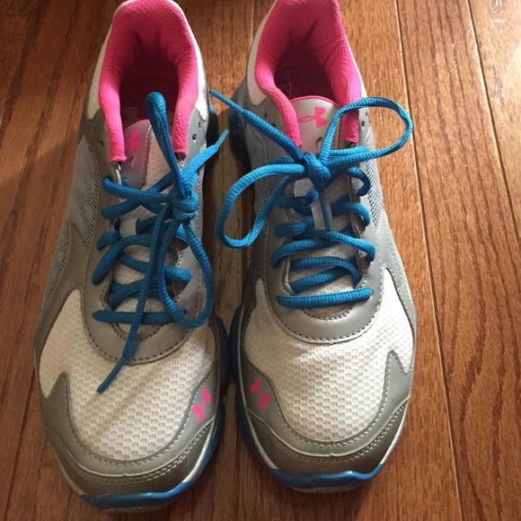Under armor shoes