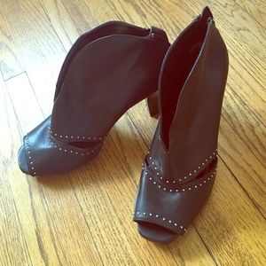 Black Leather Studded Ankle Boot peep toe Heels 9