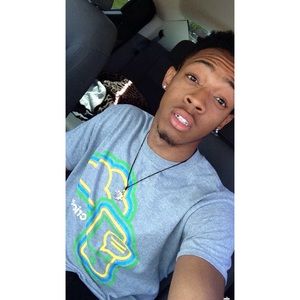 Meet your Posher, Deon