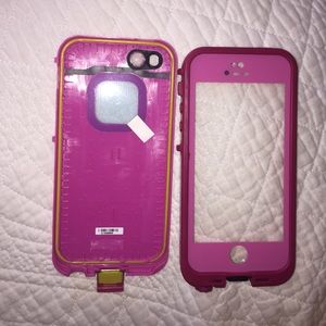 iPhone 5 LifeProof case