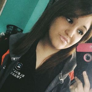 Meet your Posher, Felicia