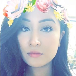 Meet your Posher, Fatima