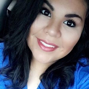 Meet your Posher, Angelica