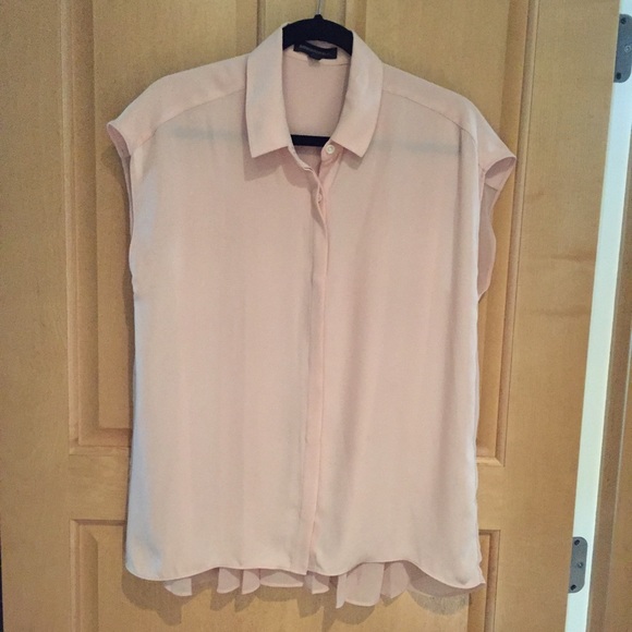 Banana Republic top - pleated back!