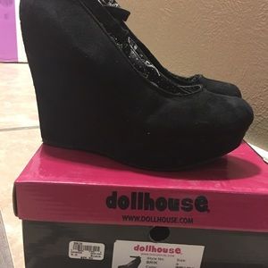 Dollhouse Mary Jane wedges