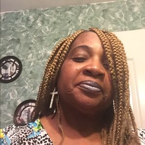 Meet your Posher, Sandra