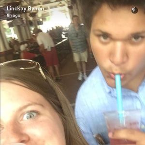 Meet your Posher, Brady