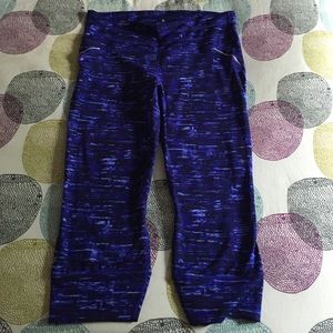 Athleta large crop leggings. NWOT
