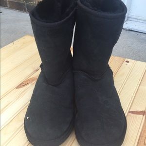 Ugg Short Boots