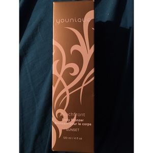 Younique's Beachfront Body Bronzer -Sunset (light)