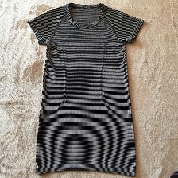 lululemon athletica Tops - Lulu lemon T-shirt