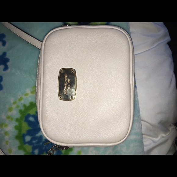 Michael Kors cream cross body