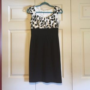 Sleek and stylish Black pencil skirt dress🐬