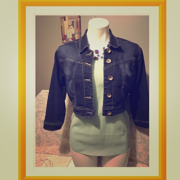💕cropped denim jacket💕