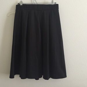 Pleated skirt