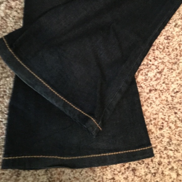 Jeans - Picture 3 of 3
