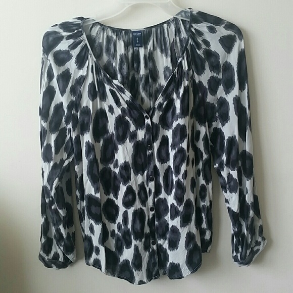 Old Navy top