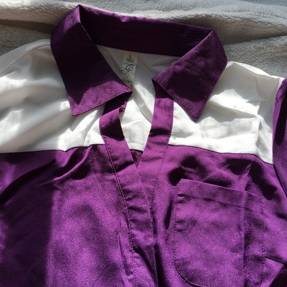 Purple Ivory Top - Picture 3 of 4